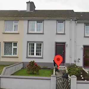 Holiday home Beautiful House In Town Ireland